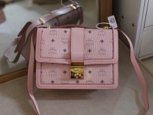 【限定】MCMエムシーエム 激安偽物 ショルダーバック