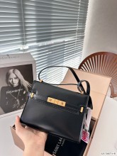 入手困難 YSLイヴ サンローラン コピーおすすめ ショルダーバッグ
