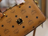 【話題商品！】MCMエムシーエム 激安偽物  ハンドバッグ