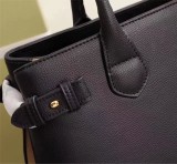 【話題商品！】Burberry バーバリー コピー レディースハンドバック