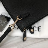 高品質 Versaceヴェルサーチェ偽物通販 メンズ ハンドバック