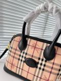 入手困難 Burberry バーバリー 激安偽物 レディース ショルダーバッグ