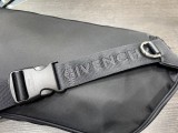【限定】GIVENCHYジバンシィn級品 メンズショルダーバッグ