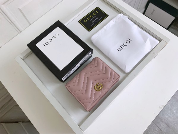 【話題商品！】Gucciグッチ n級品 短財布