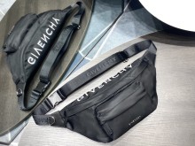 【限定】GIVENCHYジバンシィn級品 メンズショルダーバッグ