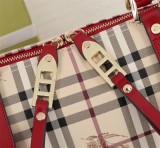 一目惚れ♪ Burberry バーバリー コピーおすすめレディース ショルダーバッグ