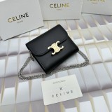 一目惚れ♪ Celineセリーヌ 激安偽物 短財布