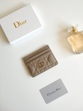 日本未入荷 Diorディオール コピー 短財布