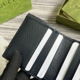 日本未入荷 Gucciグッチ 激安偽物  短財布
