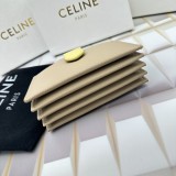 使い勝手良し Celineセリーヌ n級品 短財布