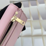 ★超人気 Celineセリーヌ コピー 短財布