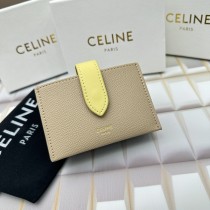累積売上総額第１位！Celineセリーヌ コピーおすすめ 短財布