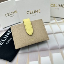 累積売上総額第１位！Celineセリーヌ コピーおすすめ 短財布