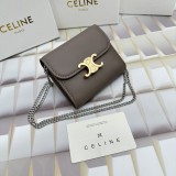 入手困難 Celineセリーヌ コピーおすすめ 短財布