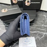 累積売上総額第１位！Pradaプラダ 偽物通販 短財布