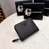 【限定】Pradaプラダ 激安通販 短財布