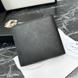 日本未入荷 Pradaプラダ 激安通販 短財布