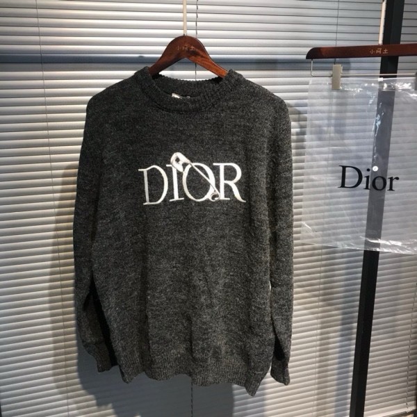 【限定】 ディオール 偽物通販 ピン刺繍ロゴラウンドネックニットセーター