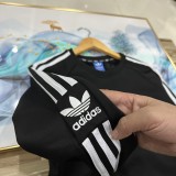 高品質 アディダス スーパーコピー 刺繍クローバーロゴ三本棒クラシックスポーツカジュアルウェア