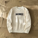 日本未入荷 ナイキ 激安通販 2023秋冬新型加絨保温丸首ジャージ