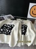 大人気 ロエベ 激安通販 タオル刺繍厚手丸首ビッグセーター