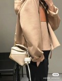 【話題商品！】ロエベ  激安通販 アナグラムのエンボス加工バッグウールの模倣とカシミヤの模倣キャップコート