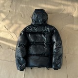 超話題! プラダ n級品 三角バッグダウンジャケット