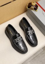 超奇跡の入荷☆ プラダ 激安偽物 カジュアルシューズ