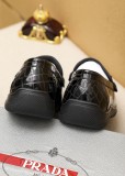 超奇跡の入荷☆ プラダ 激安偽物 カジュアルシューズ