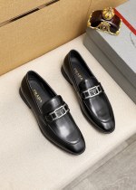 新作 プラダ n級品 カジュアルシューズ