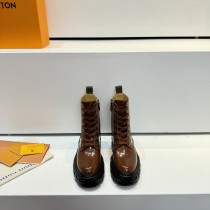 入手困難  ルイヴィトン スーパーコピー 秋冬新作レトロな厚底シューズシリーズチェルシーブーツ