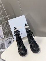 大人気 ディオール コピー の秋冬ランウェイモデルの中筒靴