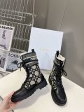 稀少  ディオール スーパーコピー の秋冬ランウェイモデルの中筒靴