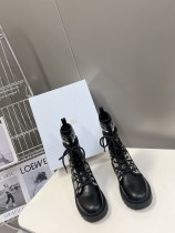 日本未入荷  ディオール 激安偽物 の秋冬ランショーモデルの中筒靴