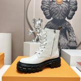超奇跡の入荷☆ ルイヴィトン n級品 秋冬の新作マーチンブーツシリーズ