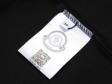 入手困難 モンクレール スーパーコピー メンズの新定番スエードプリント工芸章仔ロゴ半袖Tシャツ