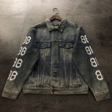日本未入荷 バレンシアガ 激安偽物 ダブルB手描きグラフィティデニムジャケット