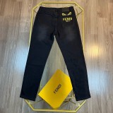 超奇跡の入荷☆ フェンディ激安通販 アルファベット刺繍コーナー同時新品重工業水洗ジーンズ