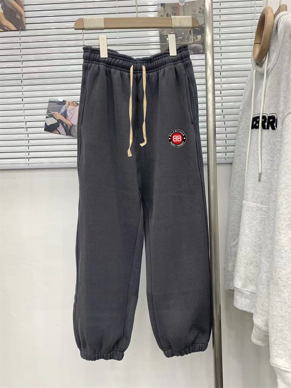 高品質 バレンシアガ 偽物通販 赤い丸印アルファベットロゴプリントのカップル向けパンツ