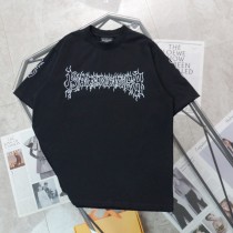 超話題! バレンシアガ コピーおすすめ 新作火餡アルファベットプリントロゴ半袖スリーブTシャツ