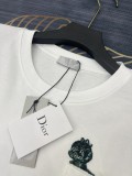 累積売上総額第１位！ディオール 激安通販 2024春夏新作刺繍ロゴラウンドネック半袖Tシャツ2色