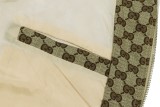 超奇跡の入荷☆ グッチ 激安偽物 のフードを身にまとったダブルGジップジャケットの薄手コート