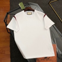 累積売上総額第１位！グッチ n級品 2024新作ロゴ刺繍織りリボンラウンドネック半袖Tシャツ