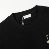 【話題商品！】 ディオール スーパーコピー 蝶のポケット金糸万針刺繍工芸T袖