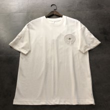 【話題商品！】クロムハーツ n級品 2024新作レザークロスステッチ半袖Tシャツ