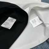 新作 プラダ コピー の春先の最新限定三角標個性的な半袖Tシャツ2色