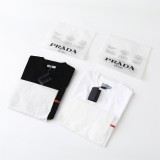 新作 プラダ n級品 24春夏新作胸元赤ゴムロゴラウンドネック半袖Tシャツ2色