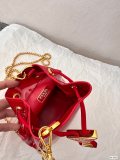 【話題商品！】 プラダ 偽物通販 PRADAミニバケツバッグ