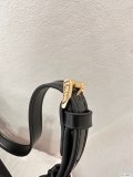 稀少 プラダ n級品  脇下バッグ