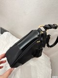 稀少 プラダ n級品  脇下バッグ